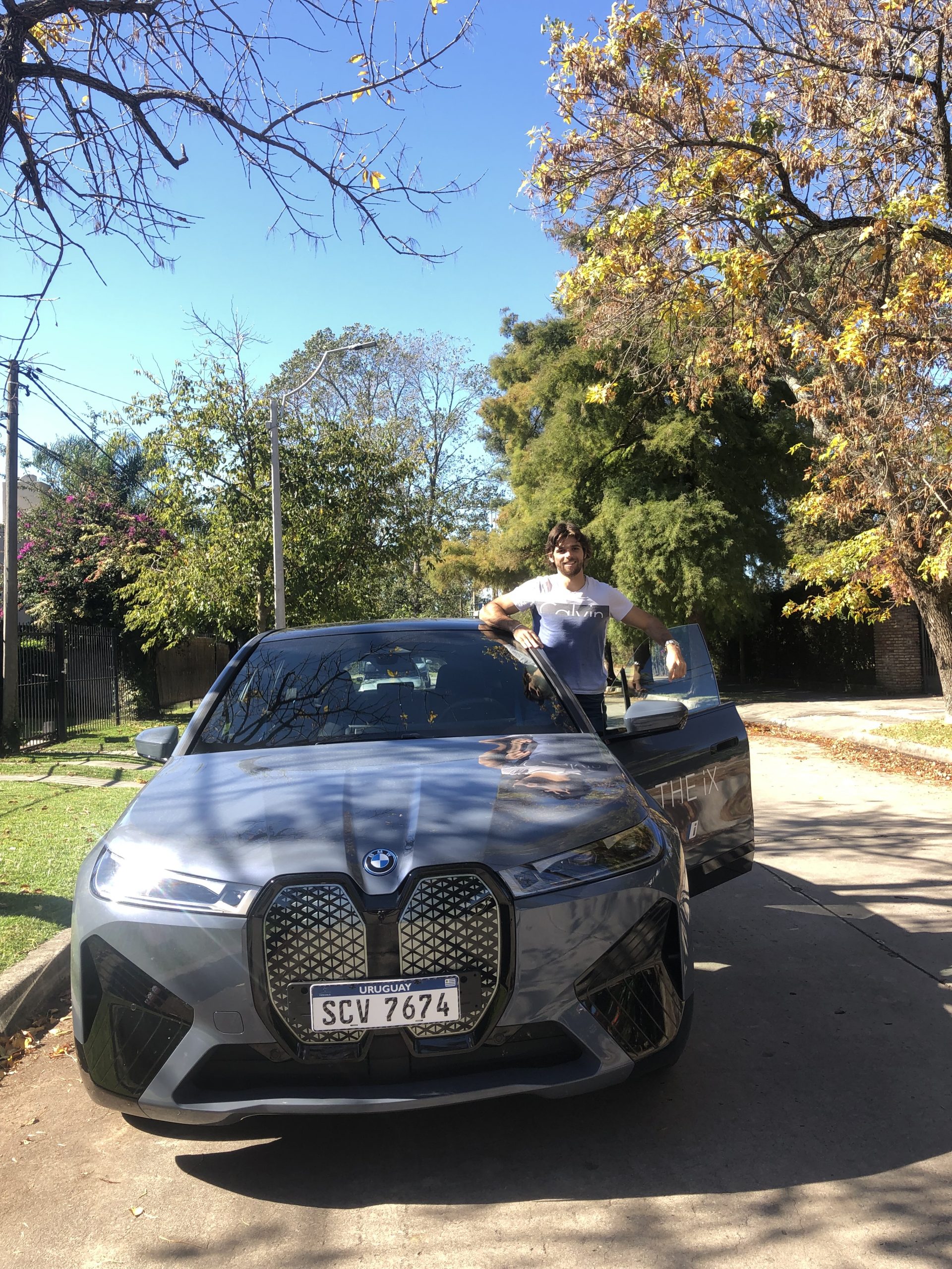 BMW iX