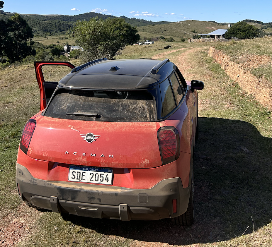 MINI Cooper Aceman
